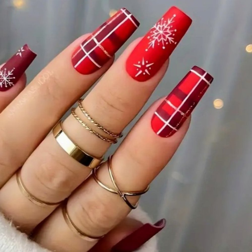 Christmas red black and white press on nails 24 pack